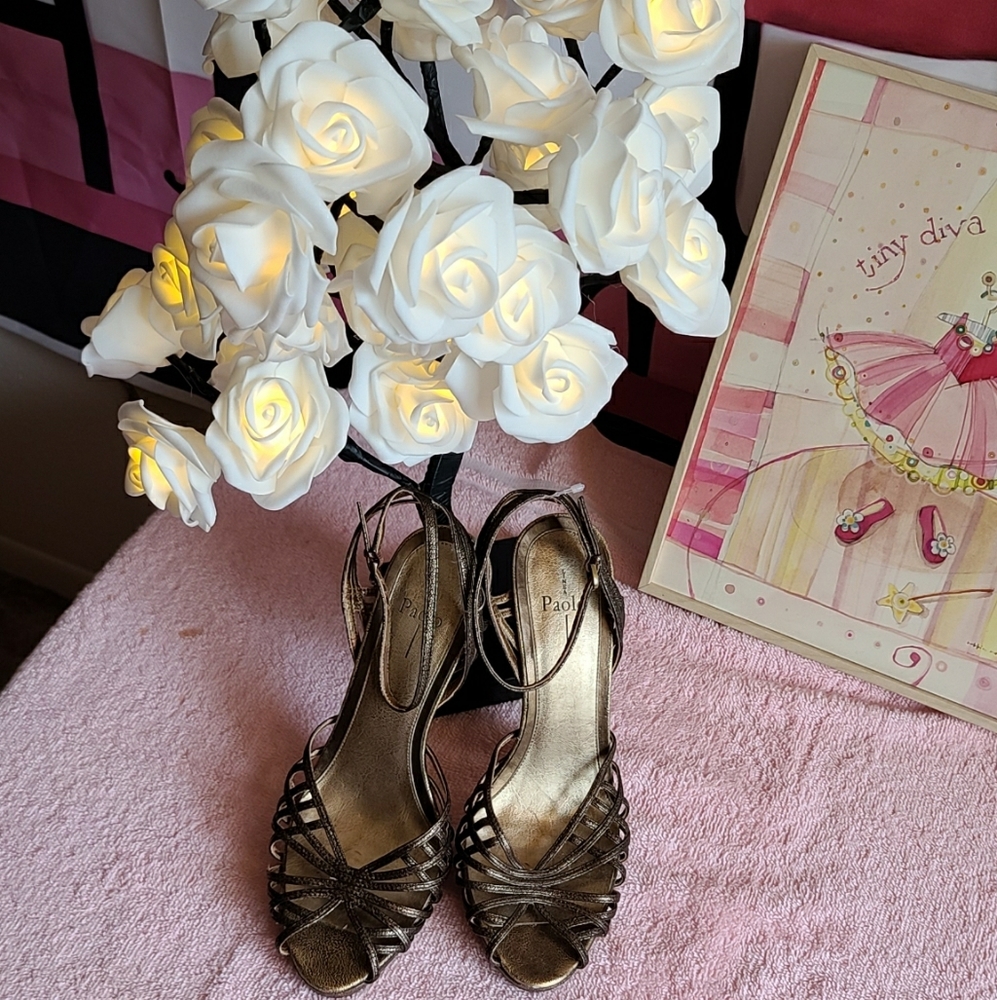 Strappy heel sandals